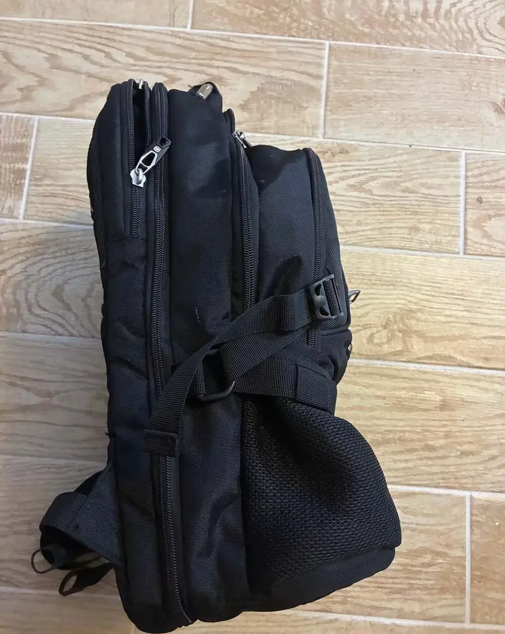 SwissGear 1900 ScanSmart Laptop Backpack Black
